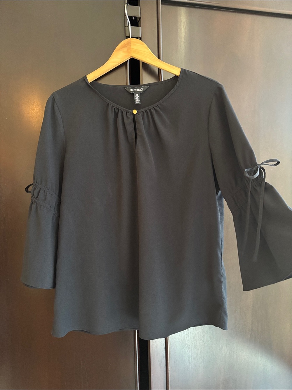 Size M Ellen Tracy Black Round-Neck Blouse with Tie Sleeve Accents